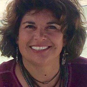 Meet your Posher, Xiomara